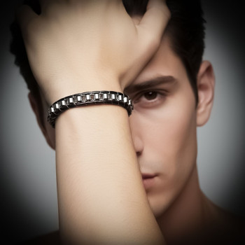 Beyaz Çelik Zincir Örgülü Ve Deri Erkek Bileklik Beyaz Çelik Zincir Örgülü Ve Deri Erkek Bileklik