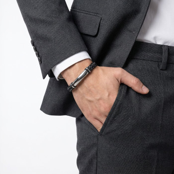 İsim Yazılabilir Siyah Beyaz Deri Ve Beyaz Titanyum Kilit Bileklik İsim Yazılabilir Siyah Beyaz Deri Ve Beyaz Titanyum Kilit Bileklik