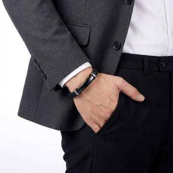 İsim Yazılabilir Siyah Deri Ve Siyah Titanyum Kilit Bileklik