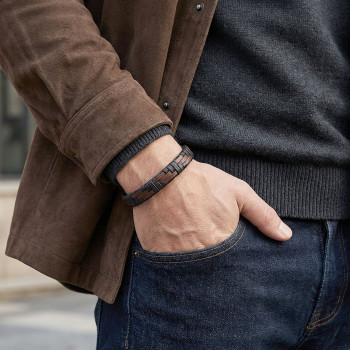 Kahve Ve Siyah Deri Örgü Ve Çelik Bileklik Kahve Ve Siyah Deri Örgü Ve Çelik Bileklik