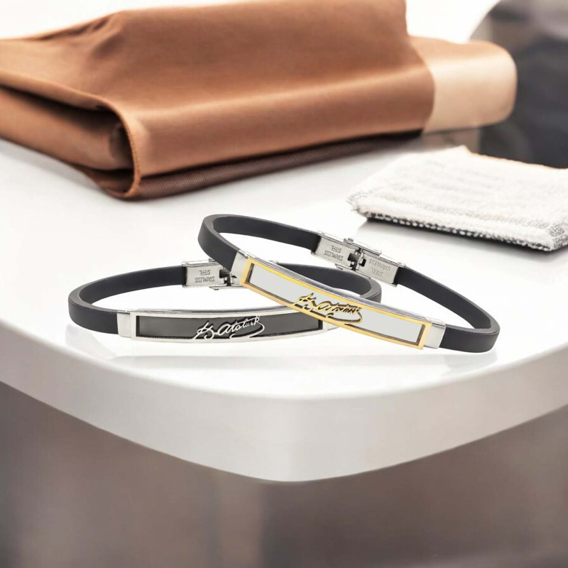 Kemal Atatürk İmzalı Çelik Bileklik Kemal Atatürk İmzalı Çelik Bileklik