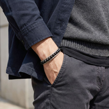 Oniks Doğaltaş Ve Çelik Halat Örme Bileklik Oniks Doğaltaş Ve Çelik Halat Örme Bileklik