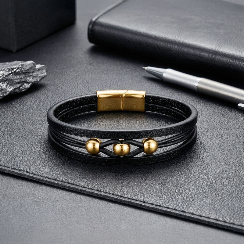 Sarı Çelik Top Ve Siyah Deri Bileklik Sarı Çelik Top Ve Siyah Deri Bileklik